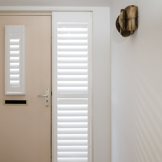 houten shutters voordeur vtwonen blog impressie